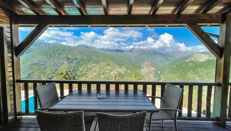 Quinta Da Resteva-Chale Do Rio Vieira do Minho Kültér fotó